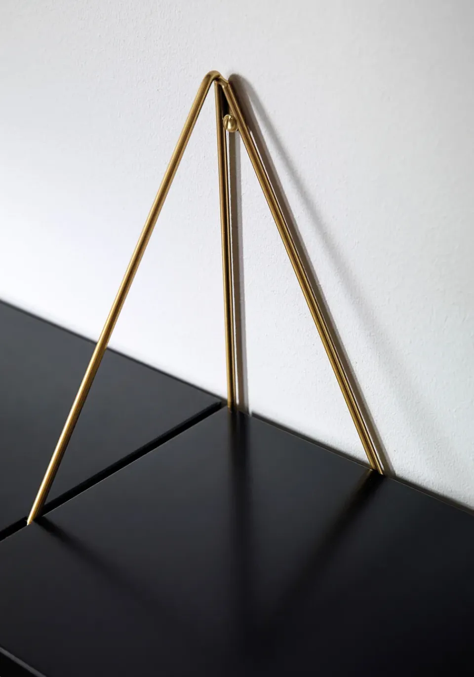 2 Soportes para balda Pythagoras, latón*Maze Online