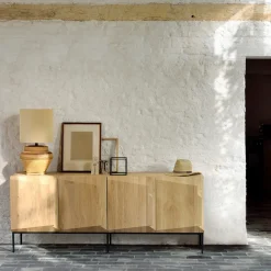 Aparador Stairs 3 puertas, Roble tintado 150x80x46 cm*Ethnicraft New