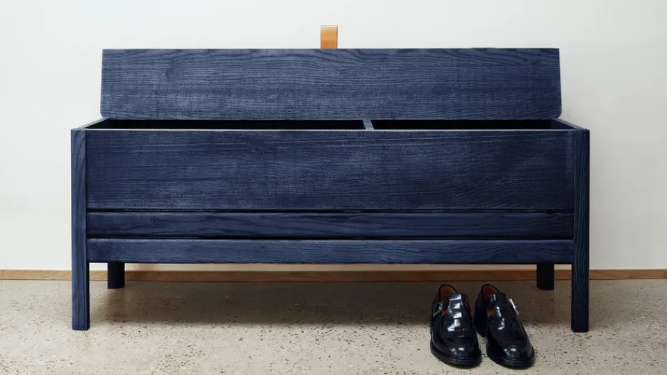 Banco con almacenamiento A Line 111 cm, Indigo Blue Special Edition*Form & Refine Sale
