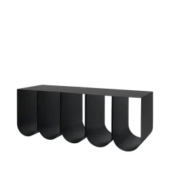Banco Curved, Black*Kristina Dam Studio Outlet