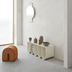 Banco Curved, Black*Kristina Dam Studio Outlet