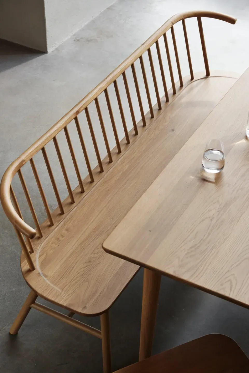 Banco de comedor VIOR, Roble lacado*NJRD Online