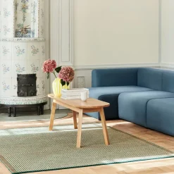 Banco Triangle Leg, roble lacado al agua, 150 cm*HAY Hot
