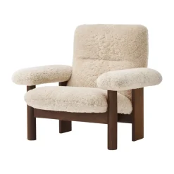 Butaca Brasilia, Dark oak-Nature sheepskin curly*Audo Copenhagen Discount