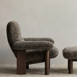 Butaca Brasilia, Dark oak-Root sheepskin*Audo Copenhagen Outlet