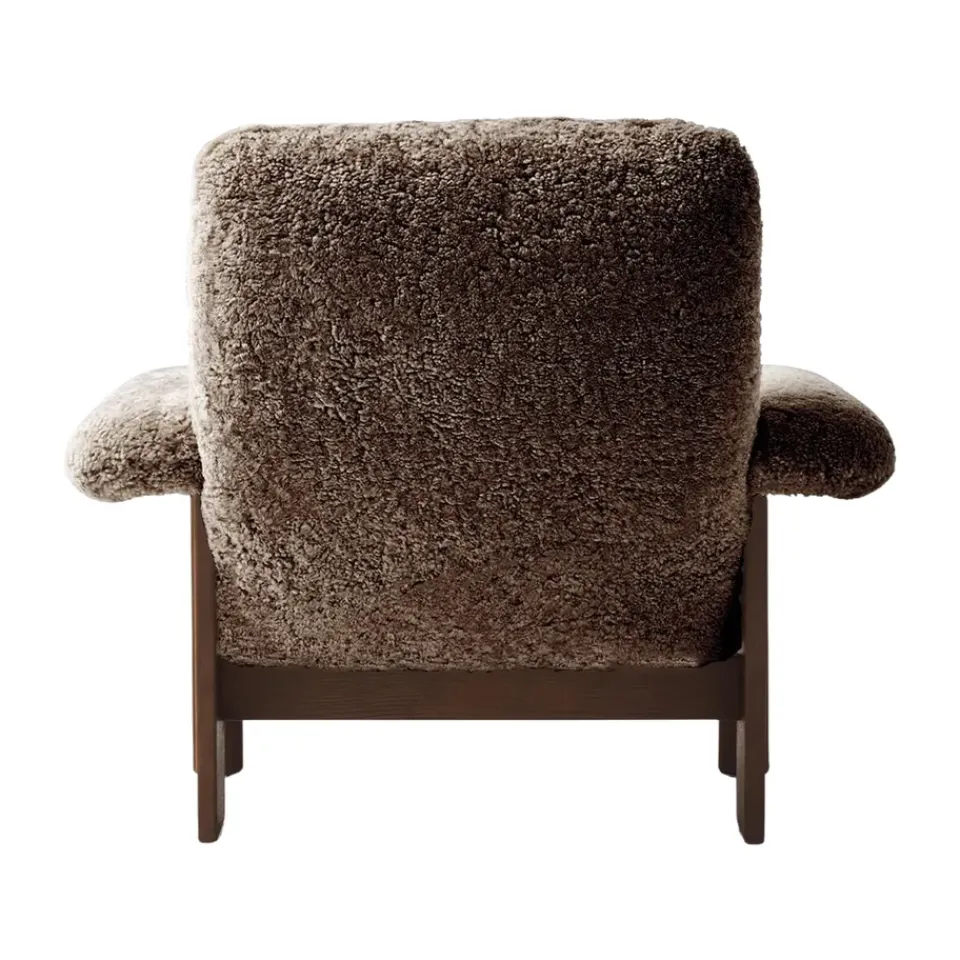 Butaca Brasilia, Dark oak-Sahara sheepskin curly*Audo Copenhagen