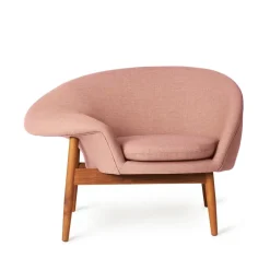 Butaca Fried Egg, Tela tela 614 pale rose, patas de teca aceitadas*Warm Nordic Discount