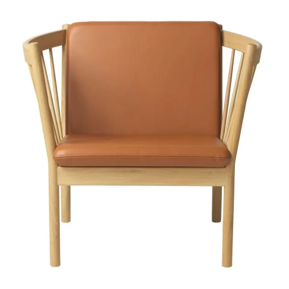 Butaca J146, Oak nature lacquered-cognac leather*FDB Møbler Online