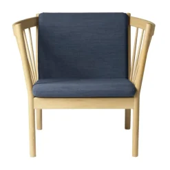 Butaca J146, Oak nature lacquered-dark blue*FDB Møbler Clearance
