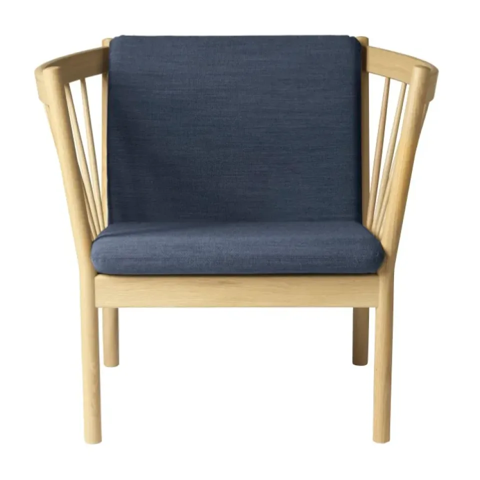 Butaca J146, Oak nature lacquered-dark blue*FDB Møbler Clearance