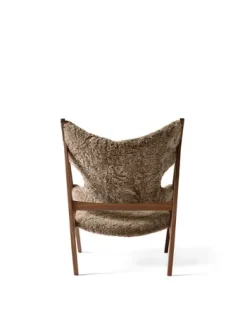 Butaca Lounge Knitting, Piel de oveja sahara, estructura de nogal*Audo Copenhagen Hot