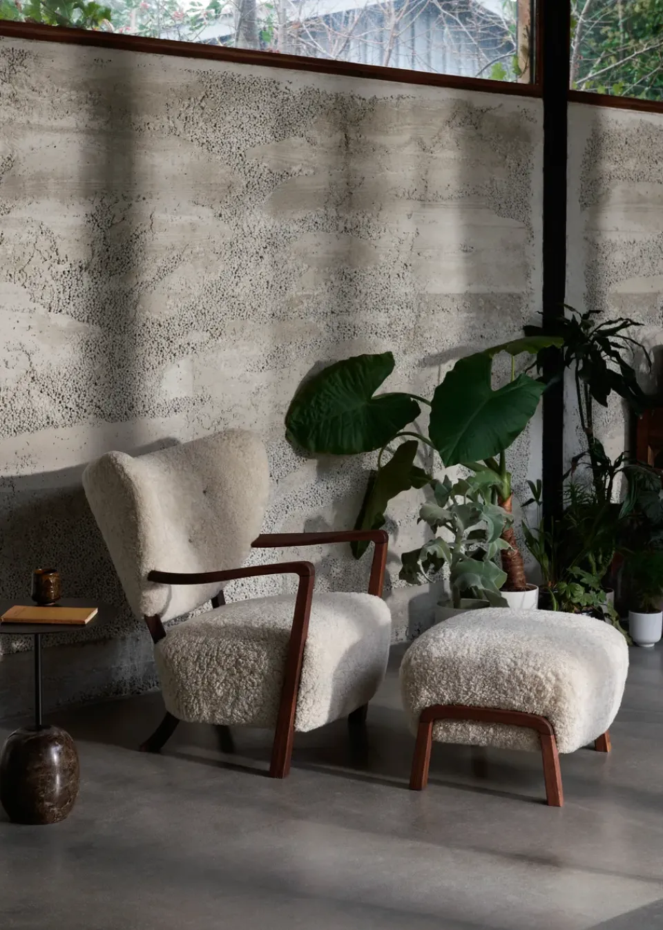 Butaca Lounge Wulff Lounge Chair ATD2 incl. puf ATD3, nogal aceitado-Moonlight*&Tradition Clearance