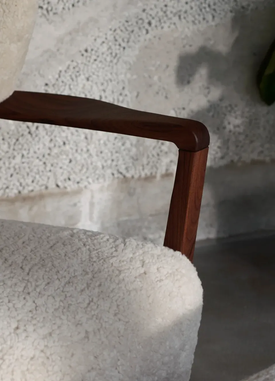 Butaca Lounge Wulff Lounge Chair ATD2, nogal aceitado-Moonlight*&Tradition