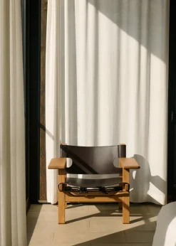 Butaca The Spanish Chair, Cuero oscuro-roble aceitado*Fredericia Furniture Sale