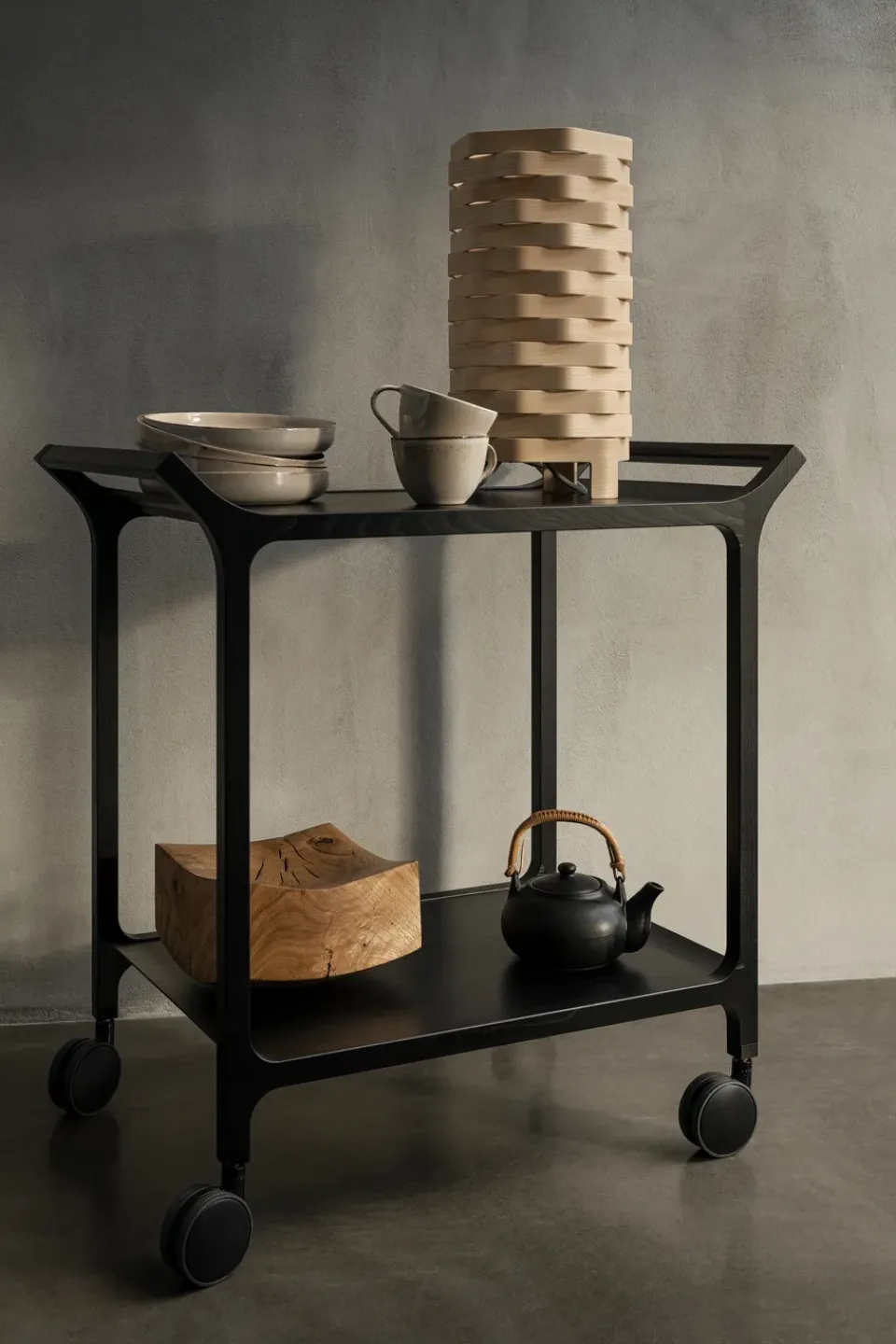 Carrito para servir Teatime, fresno lacado*Swedese Outlet