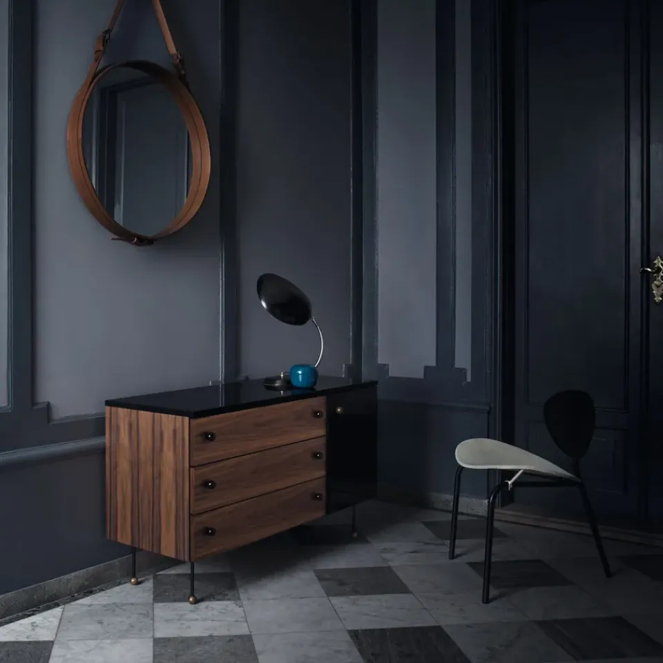 Cómoda 62 Dresser, American walnut, 3 cajones*GUBI Best