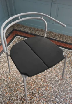 Cojín para silla NOVO, Black*AYTM Sale