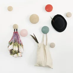 Colgador de pared The Dots, mediano, roble*Muuto Clearance