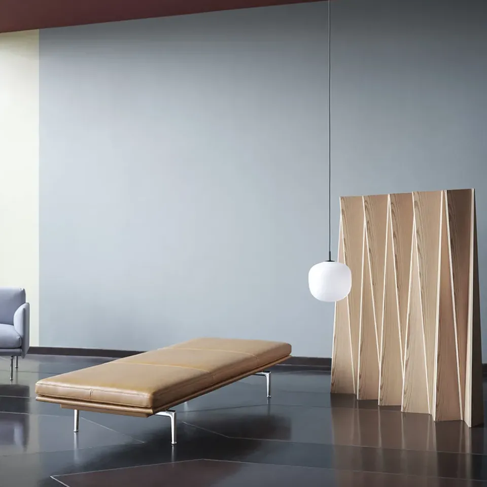 Diván Outline, Refine leather cognac-Black*Muuto Outlet