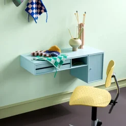 Escritorio Bureau, Beetroot 165*Montana Clearance