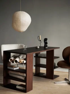 Escritorio Edre 137x65x73,5 cm, Pino teñido oscuro*Ferm Living Clearance