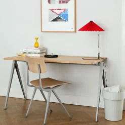 Escritorio Pyramid 01, Oak mate lacqured-140x75cm- bastidor de acero*HAY Outlet