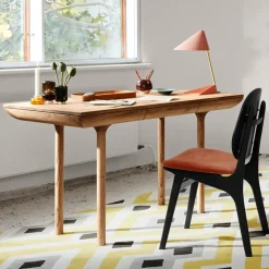 Escritorio Rúna, Roble ahumado*Warm Nordic Sale