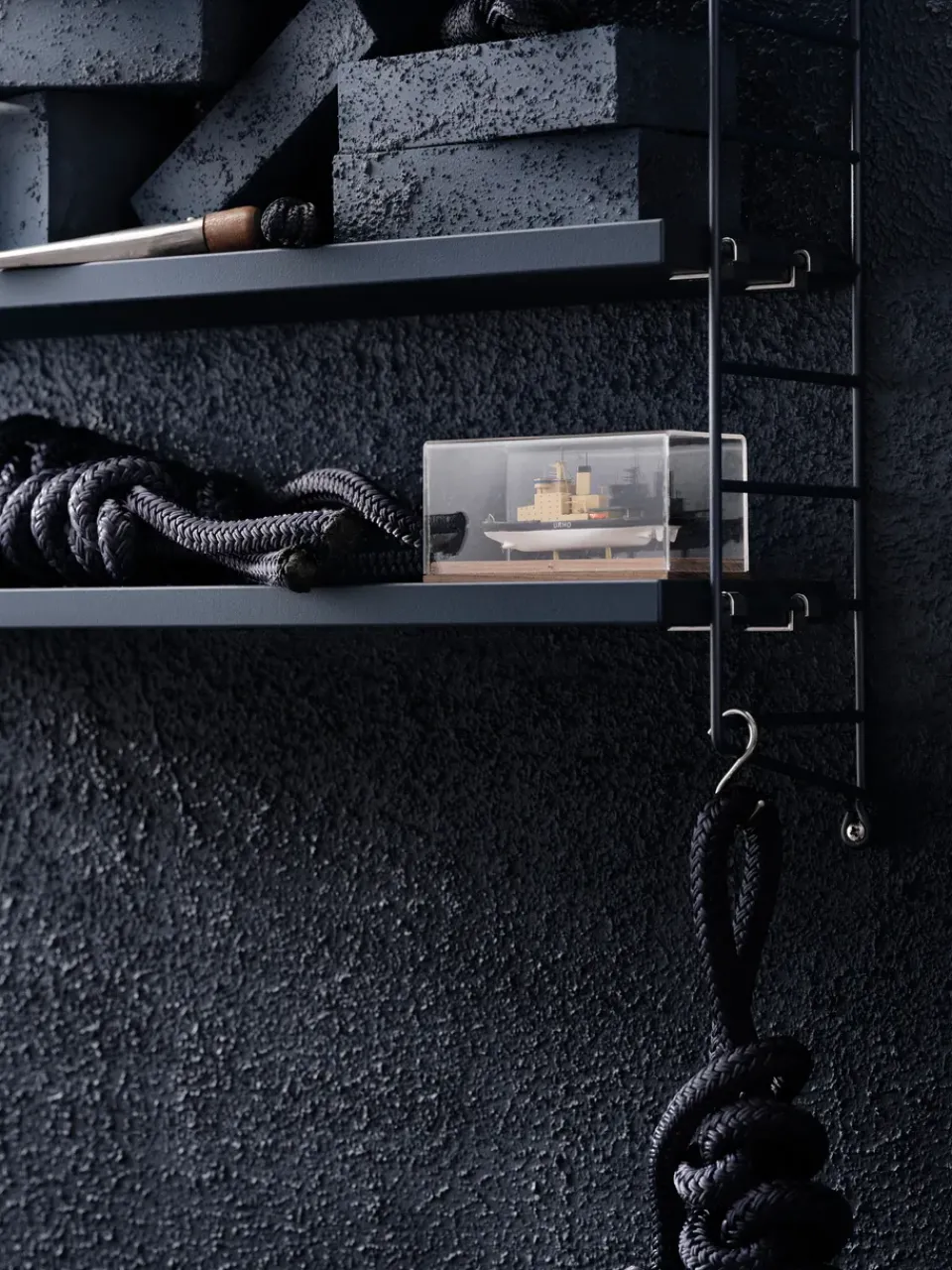 Estantería de pared Pocket, Nybro*String Outlet
