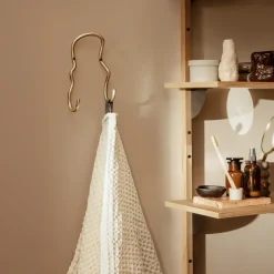 Gancho Curvature doble, latón*Ferm Living Clearance