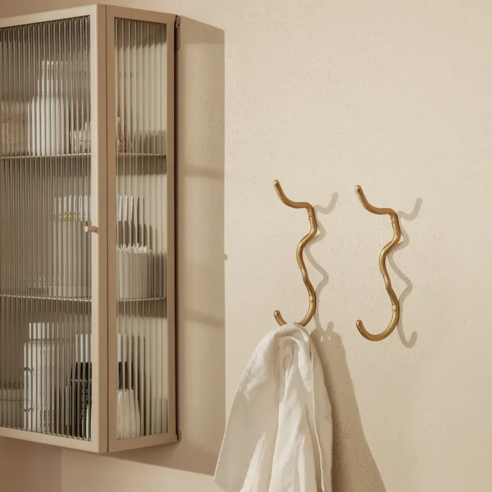 Gancho Curvature sencillo, latón*Ferm Living