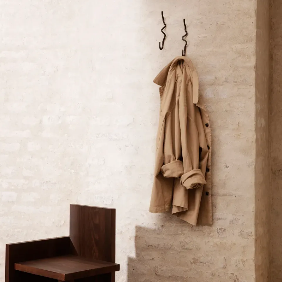 Gancho Curvature sencillo, latón*Ferm Living Clearance