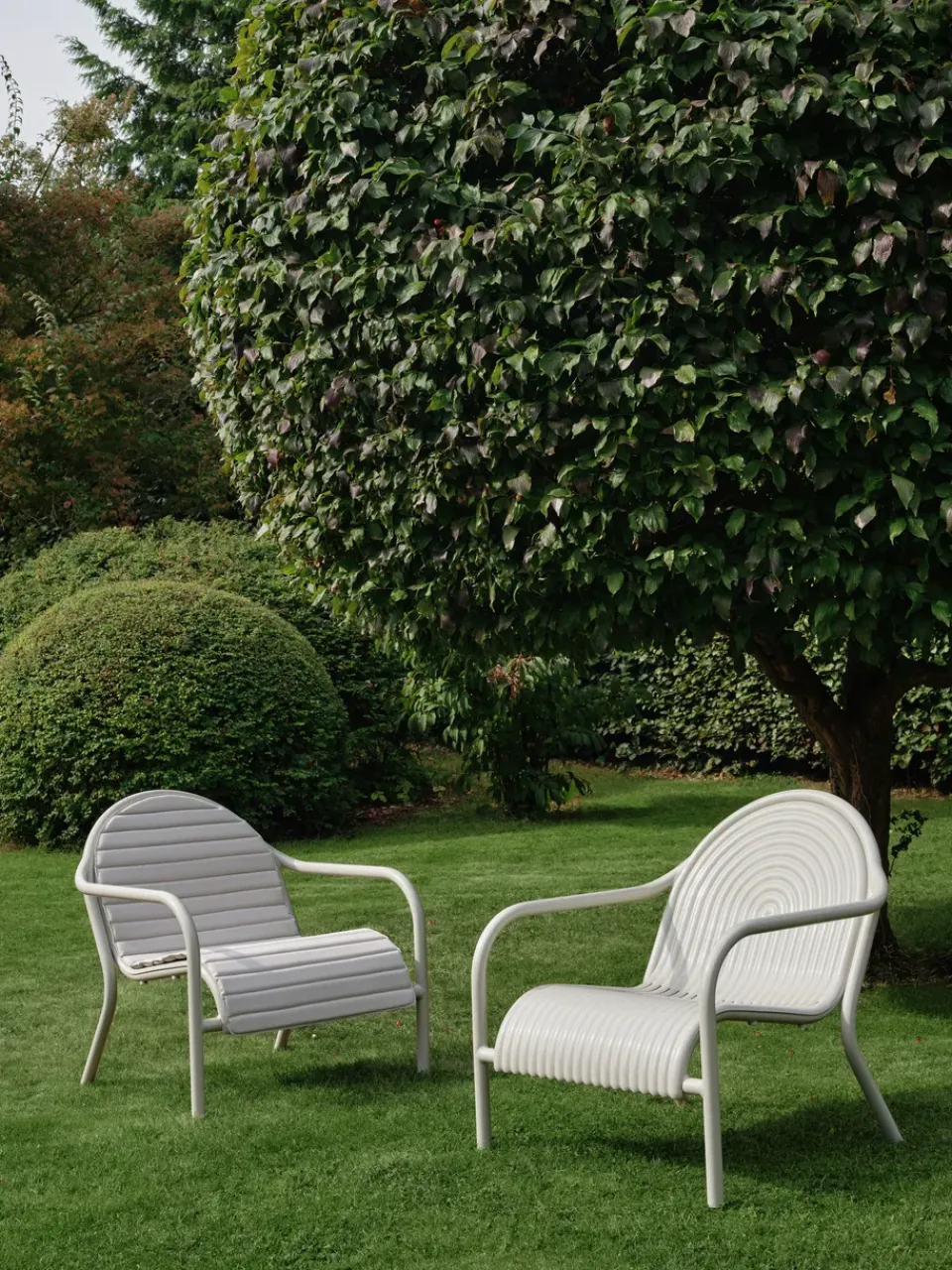 Groove lounge chair, Putty*Tom Dixon