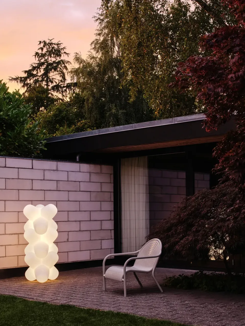 Groove lounge chair, Putty*Tom Dixon