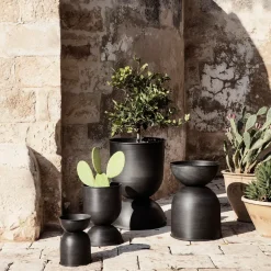 Maceta Hourglass extra small Ø21 cm, -gris oscuro*Ferm Living Best