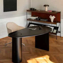 Módulo de estantería Zet, Natural oak, 1x2, black steel base*Audo Copenhagen