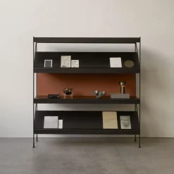 Módulo de estantería Zet, Natural oak, 1x2, black steel base*Audo Copenhagen