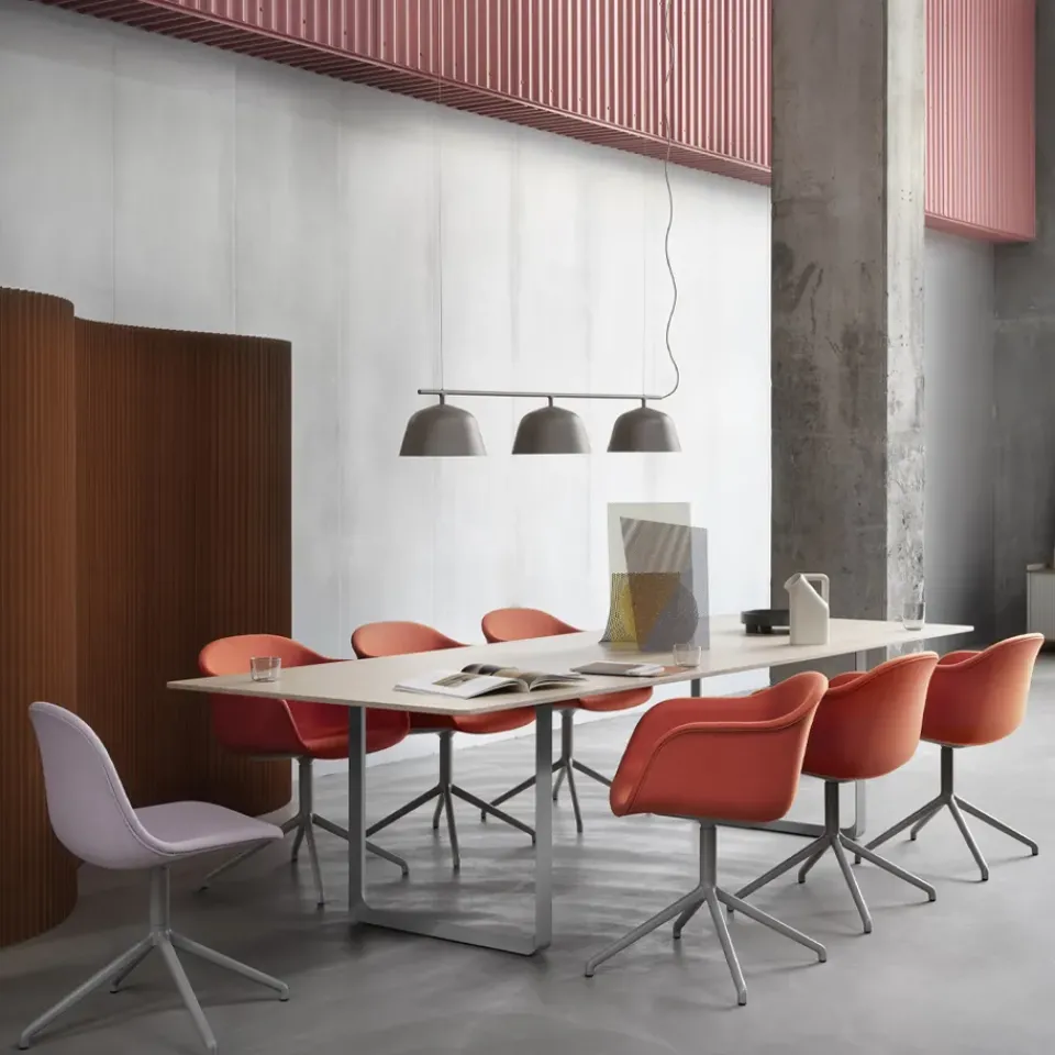 Mesa 70/70 295x108 cm, Solid humod oak-Grey*Muuto Clearance