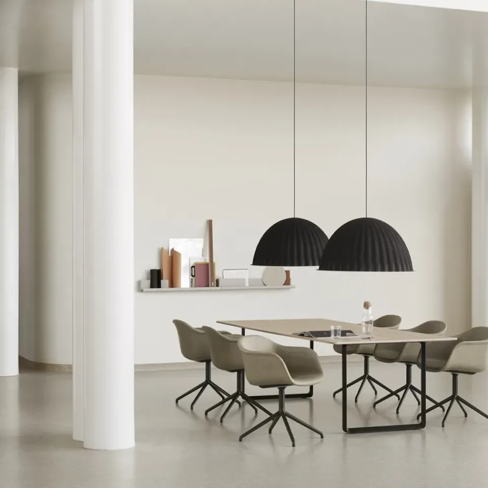 Mesa 70/70 295x108 cm, Solid humod oak-Grey*Muuto Clearance