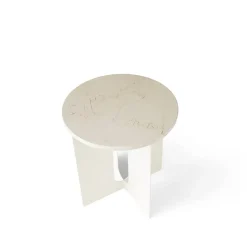 Mesa auxiliar Androgyne, Marble ivory, ø42 cm, base de acero ivory*Audo Copenhagen