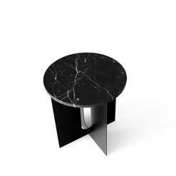 Mesa auxiliar Androgyne, Marble black, ø42 cm, base de acero en color*Audo Copenhagen Hot