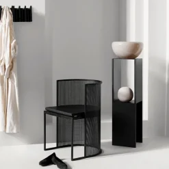 Mesa auxiliar Pedestal, Black*Kristina Dam Studio Hot