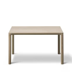 Mesa auxiliar Piloti 6725, Roble enjabonado - altura 41 cm*Fredericia Furniture Online