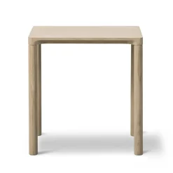Mesa auxiliar Piloti 6705, Roble enjabonado — altura 35 cm*Fredericia Furniture Outlet
