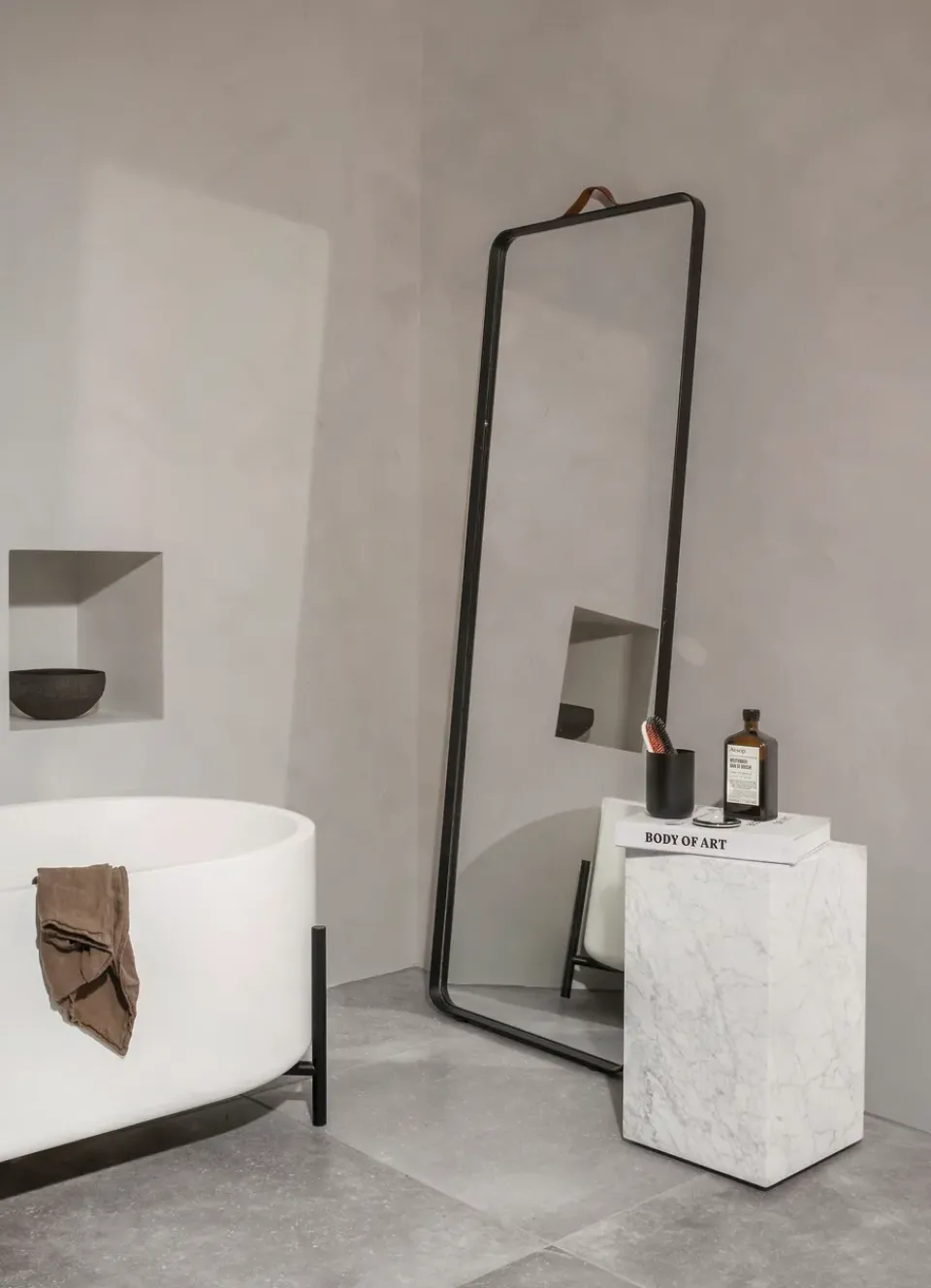 Mesa auxiliar Plinth tall 30x30x51 cm, White*Audo Copenhagen Best