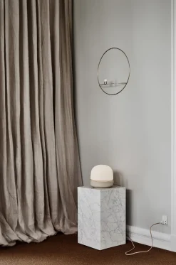 Mesa auxiliar Plinth tall 30x30x51 cm, White*Audo Copenhagen Best
