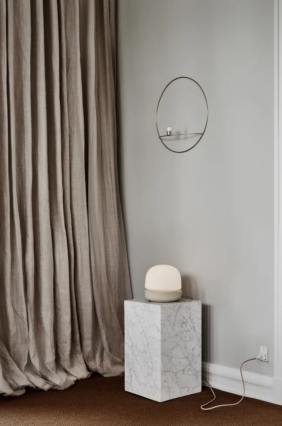 Mesa auxiliar Plinth tall 30x30x51 cm, White*Audo Copenhagen Best