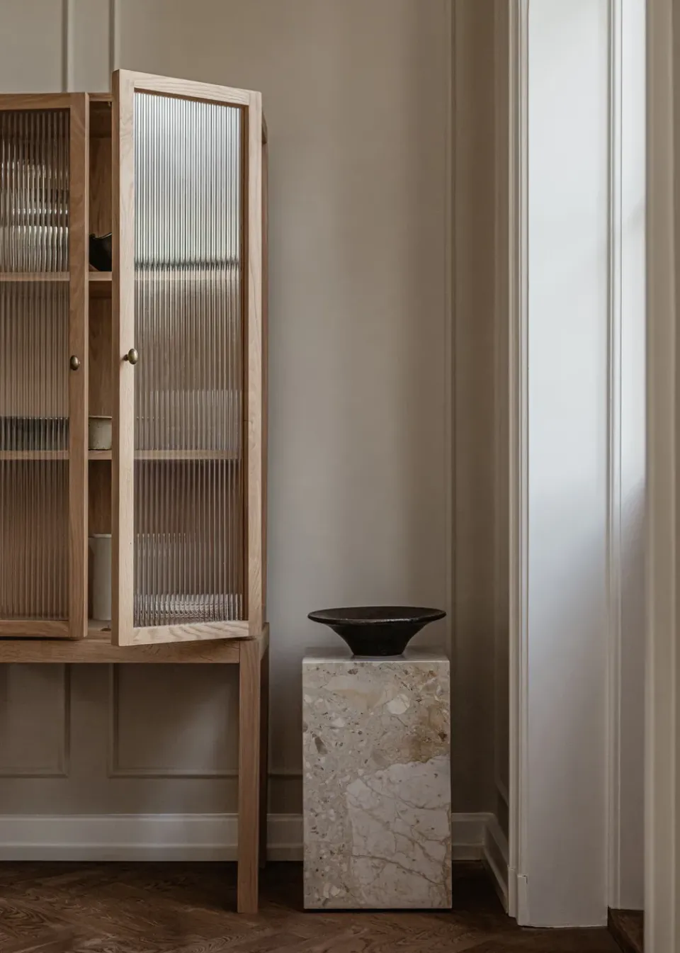 Mesa auxiliar Plinth tall 30x30x51 cm, Kunis Breccia*Audo Copenhagen Outlet