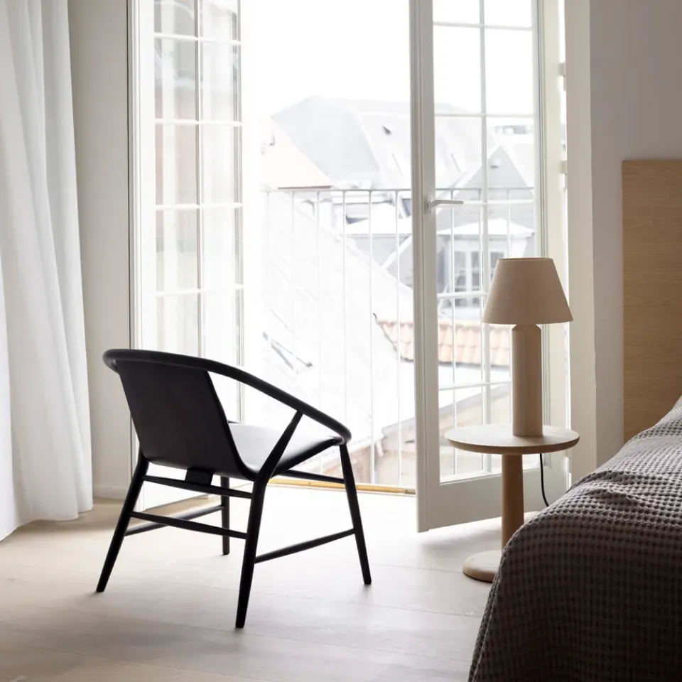 Mesa auxiliar Pon, Roble ahumado aceitado, Ø35 cm*Fredericia Furniture