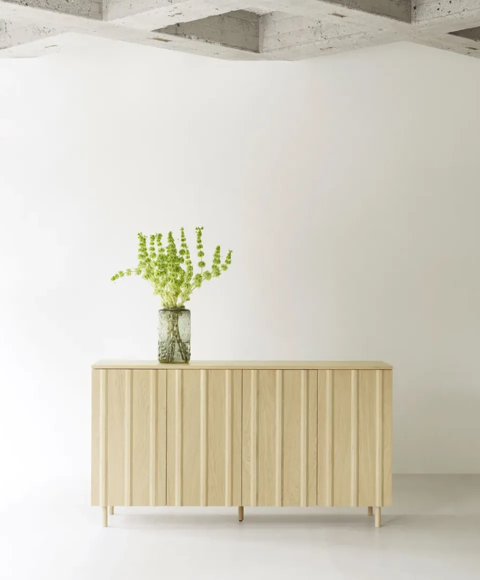 Mesa auxiliar Rib 45x159 cm, Oak*Normann Copenhagen Sale