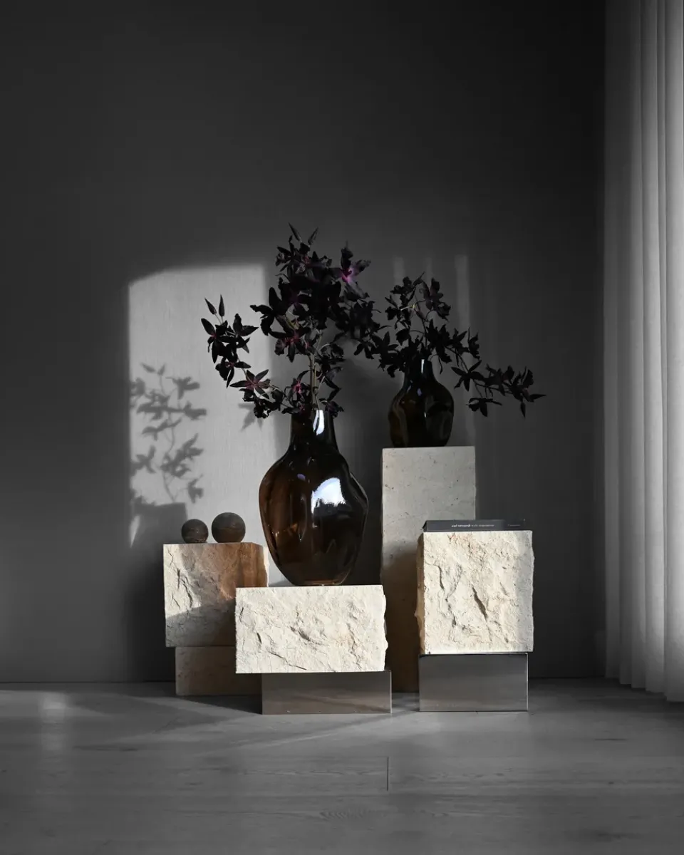 Mesa auxiliar Temple tall 50x33 cm, Chrome-limestone*101 Copenhagen Outlet